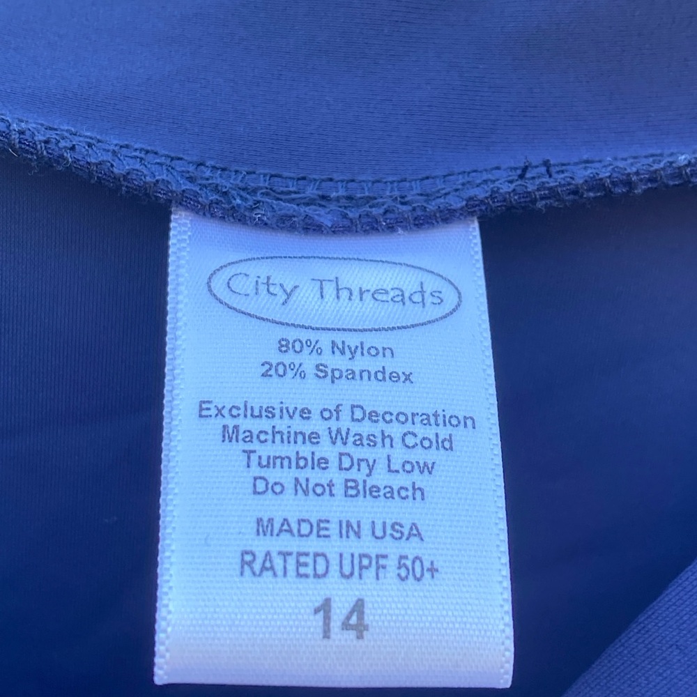 City Threads Rash Guard
Modest Swim - Picture 3 of 3
